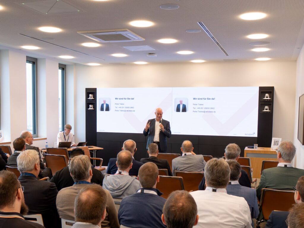 Peter Tabke, Leiter Vertrieb bei der Ratiodata, eröffnet die Roadshow 2026 in Münster